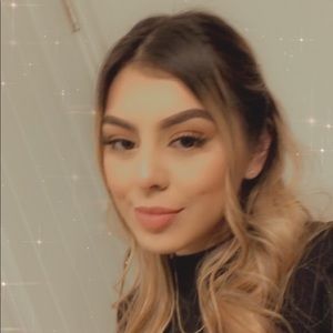 Meet your Posher, Veronica